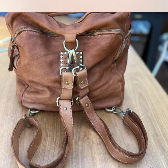 Lusher Tan Hobo Bag - Picture 3 of 7